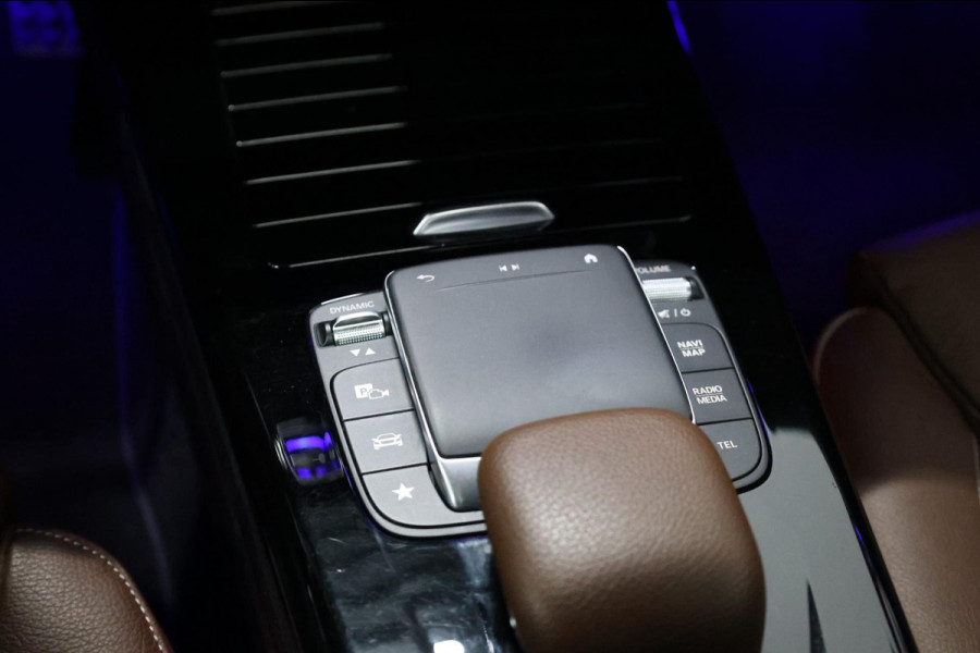 Mercedes-Benz A-Klasse 250 e AMG Line LED/SFEER/PANORAMADAK/LEER+S.VERWARMING+MEMORY/19"LMV/360 CAM/LINE/ACC/ECC/12 MDN GARANTIE!