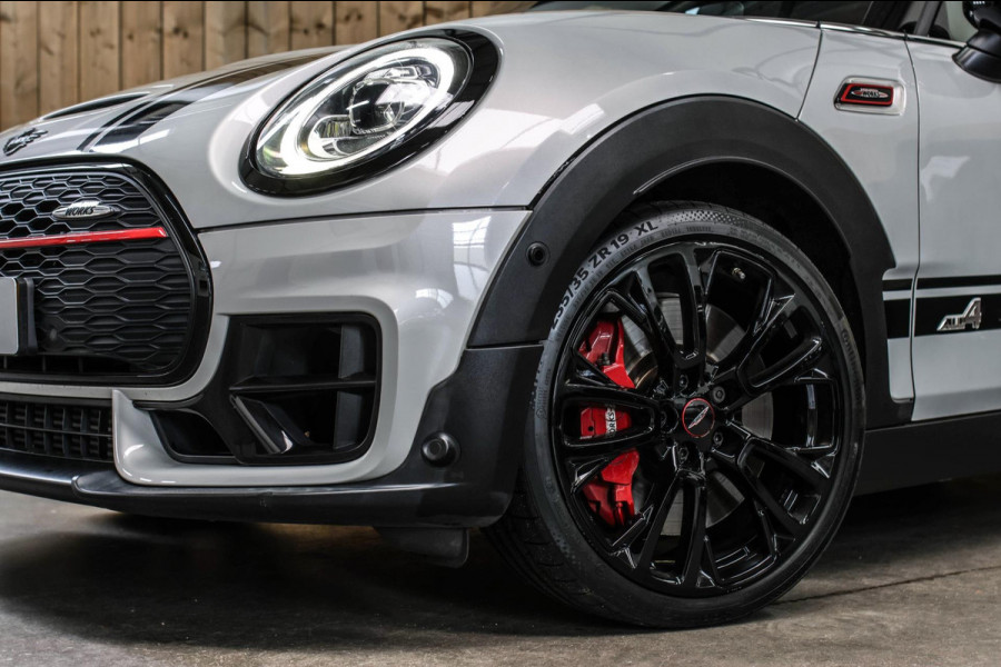 MINI Clubman 2.0 JCW 306Pk ALL4 *Pano*Harman/Kardon*Camera*Leder*Head-Up* MINI Clubman 2.0 JCW 306Pk ALL4 *Pano*Harman/Kardon*Camera*Leder*Head-Up*
