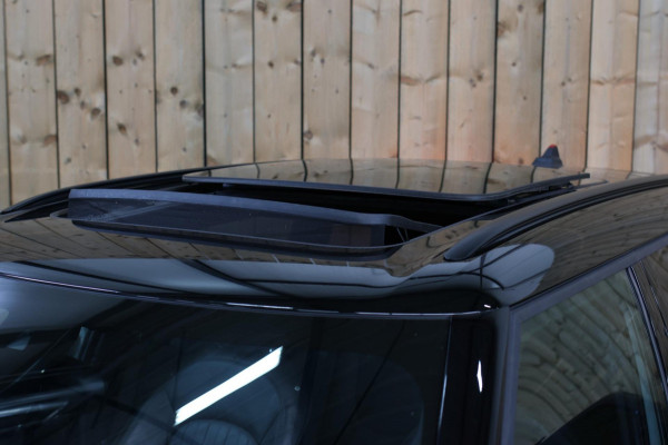 MINI Clubman 2.0 JCW 306Pk ALL4 *Pano*Harman/Kardon*Camera*Leder*Head-Up* MINI Clubman 2.0 JCW 306Pk ALL4 *Pano*Harman/Kardon*Camera*Leder*Head-Up*