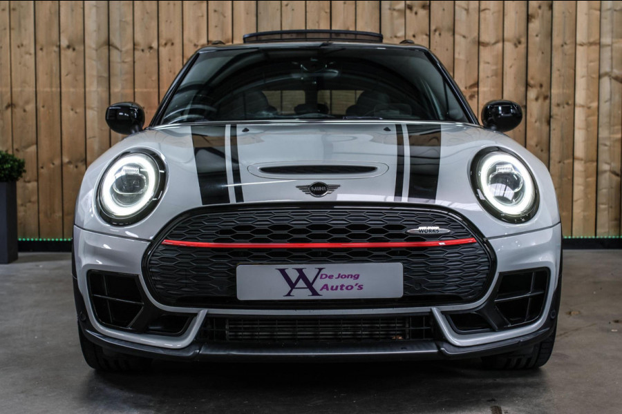 MINI Clubman 2.0 JCW 306Pk ALL4 *Pano*Harman/Kardon*Camera*Leder*Head-Up* MINI Clubman 2.0 JCW 306Pk ALL4 *Pano*Harman/Kardon*Camera*Leder*Head-Up*