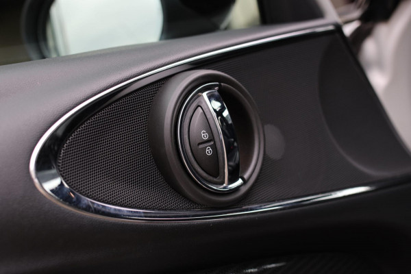 MINI Clubman 2.0 JCW 306Pk ALL4 *Pano*Harman/Kardon*Camera*Leder*Head-Up* MINI Clubman 2.0 JCW 306Pk ALL4 *Pano*Harman/Kardon*Camera*Leder*Head-Up*