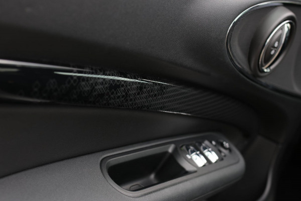 MINI Clubman 2.0 JCW 306Pk ALL4 *Pano*Harman/Kardon*Camera*Leder*Head-Up* MINI Clubman 2.0 JCW 306Pk ALL4 *Pano*Harman/Kardon*Camera*Leder*Head-Up*