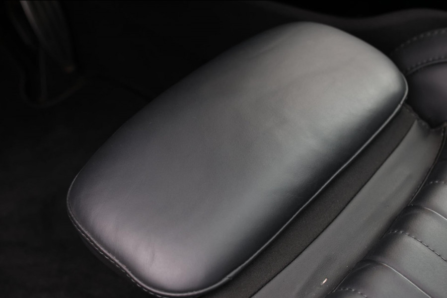 MINI Clubman 2.0 JCW 306Pk ALL4 *Pano*Harman/Kardon*Camera*Leder*Head-Up* MINI Clubman 2.0 JCW 306Pk ALL4 *Pano*Harman/Kardon*Camera*Leder*Head-Up*