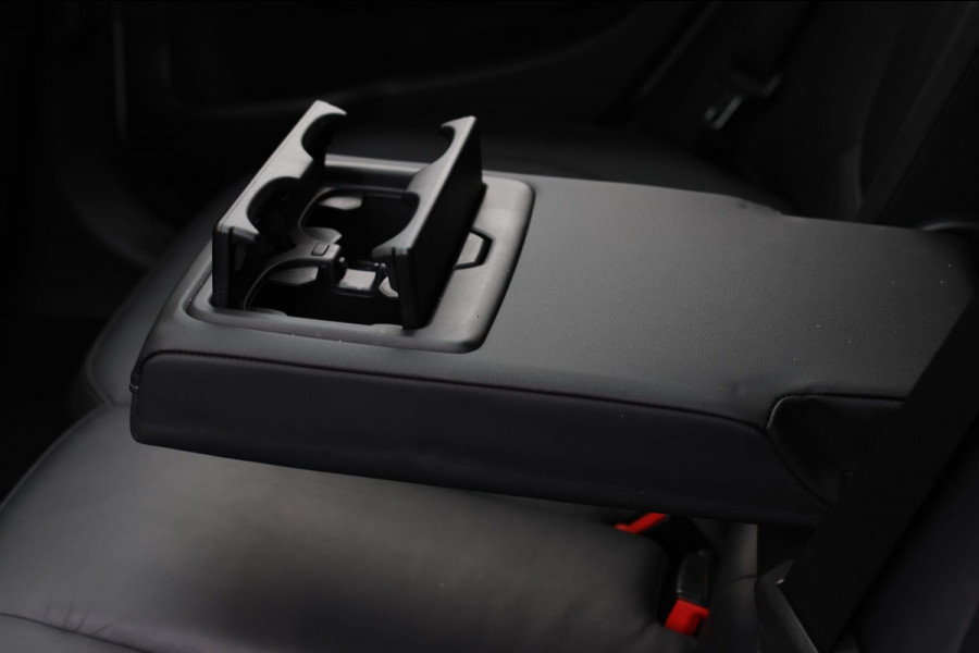 MINI Clubman 2.0 JCW 306Pk ALL4 *Pano*Harman/Kardon*Camera*Leder*Head-Up* MINI Clubman 2.0 JCW 306Pk ALL4 *Pano*Harman/Kardon*Camera*Leder*Head-Up*