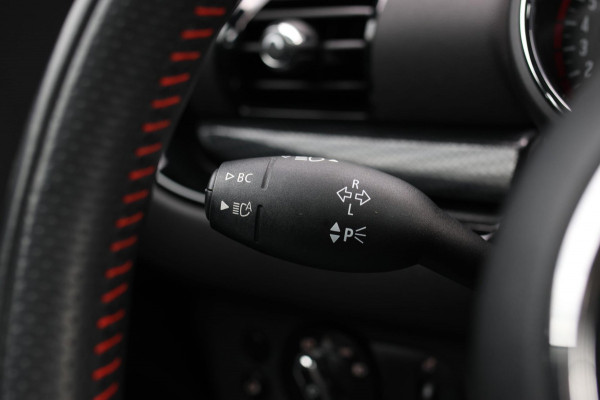 MINI Clubman 2.0 JCW 306Pk ALL4 *Pano*Harman/Kardon*Camera*Leder*Head-Up* MINI Clubman 2.0 JCW 306Pk ALL4 *Pano*Harman/Kardon*Camera*Leder*Head-Up*