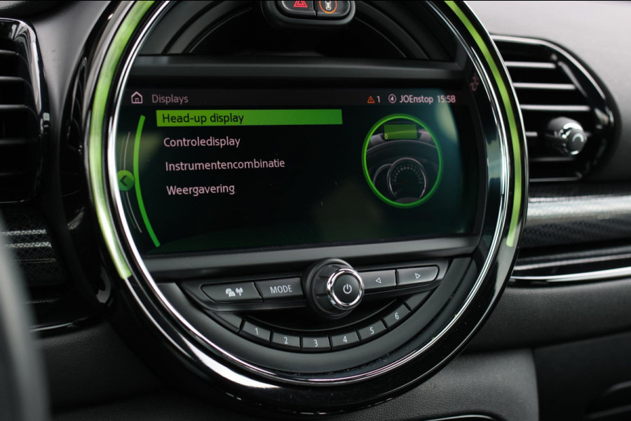 MINI Clubman 2.0 JCW 306Pk ALL4 *Pano*Harman/Kardon*Camera*Leder*Head-Up* MINI Clubman 2.0 JCW 306Pk ALL4 *Pano*Harman/Kardon*Camera*Leder*Head-Up*