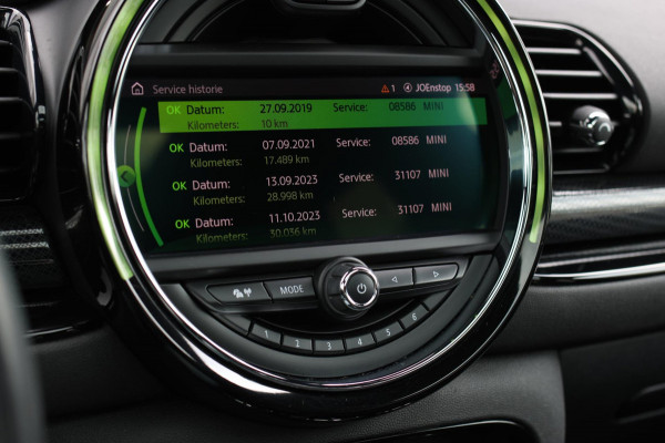 MINI Clubman 2.0 JCW 306Pk ALL4 *Pano*Harman/Kardon*Camera*Leder*Head-Up* MINI Clubman 2.0 JCW 306Pk ALL4 *Pano*Harman/Kardon*Camera*Leder*Head-Up*