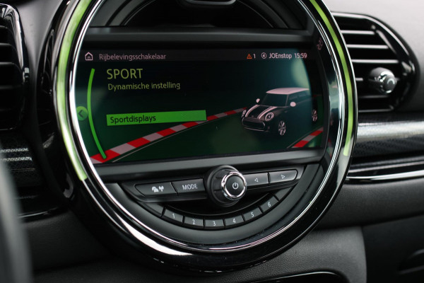 MINI Clubman 2.0 JCW 306Pk ALL4 *Pano*Harman/Kardon*Camera*Leder*Head-Up* MINI Clubman 2.0 JCW 306Pk ALL4 *Pano*Harman/Kardon*Camera*Leder*Head-Up*