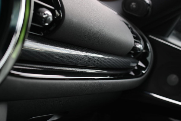 MINI Clubman 2.0 JCW 306Pk ALL4 *Pano*Harman/Kardon*Camera*Leder*Head-Up* MINI Clubman 2.0 JCW 306Pk ALL4 *Pano*Harman/Kardon*Camera*Leder*Head-Up*