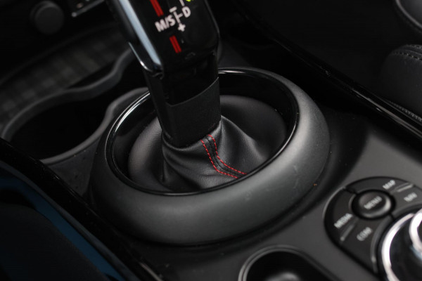 MINI Clubman 2.0 JCW 306Pk ALL4 *Pano*Harman/Kardon*Camera*Leder*Head-Up* MINI Clubman 2.0 JCW 306Pk ALL4 *Pano*Harman/Kardon*Camera*Leder*Head-Up*