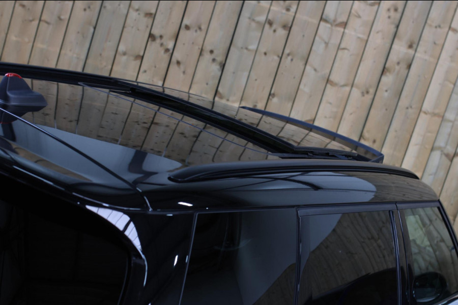 MINI Clubman 2.0 JCW 306Pk ALL4 *Pano*Harman/Kardon*Camera*Leder*Head-Up* MINI Clubman 2.0 JCW 306Pk ALL4 *Pano*Harman/Kardon*Camera*Leder*Head-Up*