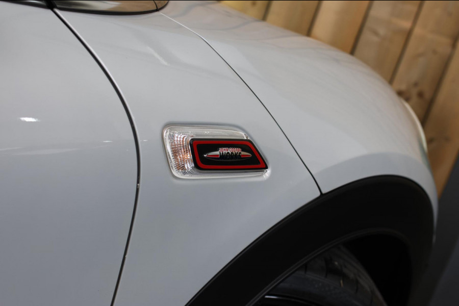 MINI Clubman 2.0 JCW 306Pk ALL4 *Pano*Harman/Kardon*Camera*Leder*Head-Up* MINI Clubman 2.0 JCW 306Pk ALL4 *Pano*Harman/Kardon*Camera*Leder*Head-Up*