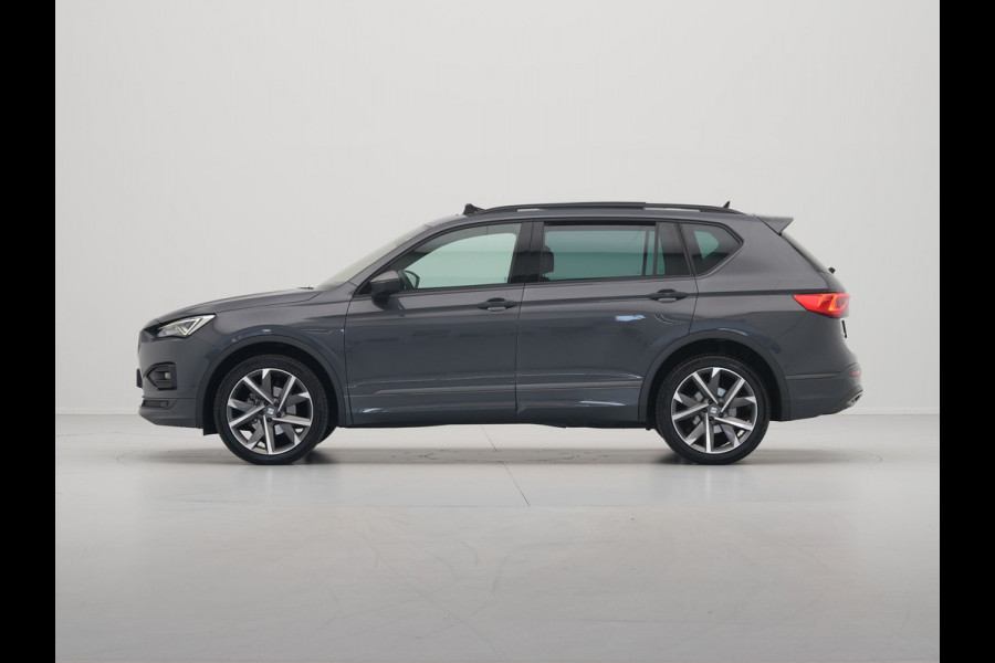 Seat Tarraco 1.5 TSI 150pk DSG FR Business Intense Panoramadak Navigatie Trekhaak Stoelverwarming v + a Seat Tarraco 1.5 TSI 150pk DSG FR Business Intense Panoramadak Navigatie Trekhaak Stoelverwarming v + a