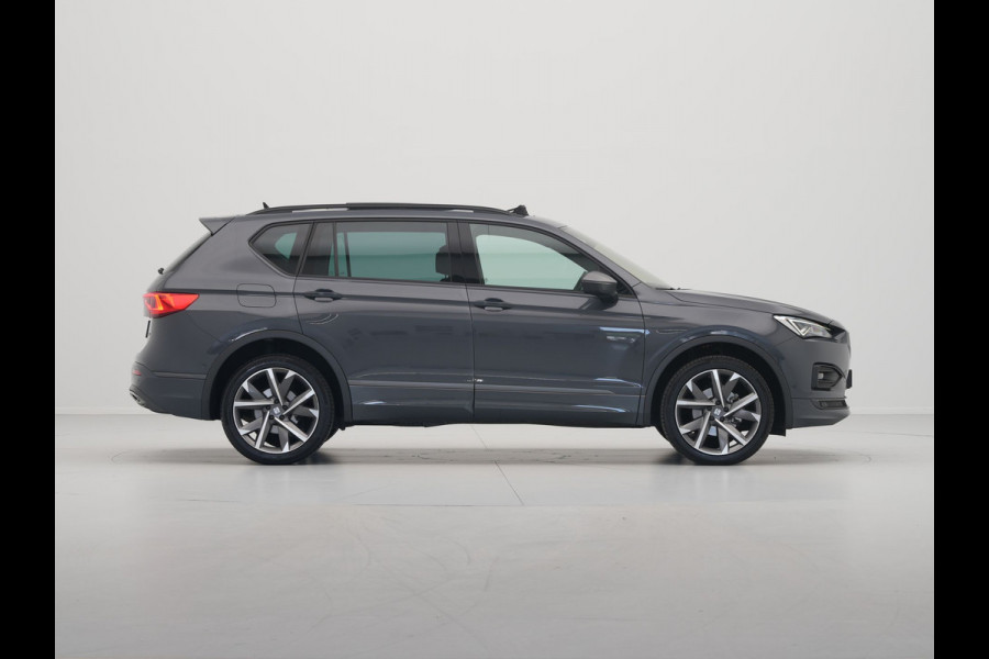 Seat Tarraco 1.5 TSI 150pk DSG FR Business Intense Panoramadak Navigatie Trekhaak Stoelverwarming v + a Seat Tarraco 1.5 TSI 150pk DSG FR Business Intense Panoramadak Navigatie Trekhaak Stoelverwarming v + a