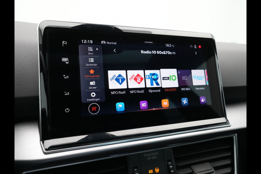 Seat Tarraco 1.5 TSI 150pk DSG FR Business Intense Panoramadak Navigatie Trekhaak Stoelverwarming v + a Seat Tarraco 1.5 TSI 150pk DSG FR Business Intense Panoramadak Navigatie Trekhaak Stoelverwarming v + a