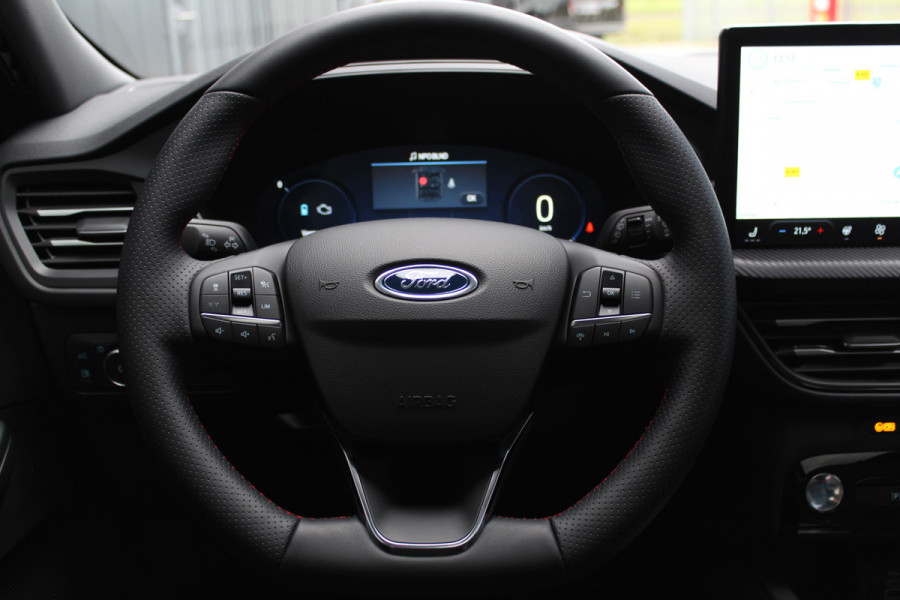 Ford Kuga 2.5-243pk PHEV ST-Line X. 2100kg trekgewicht ! Nieuw Model ! Van €. 54.937,- voor €. 43.735,- ! Trekgewicht van 2.100kg ! Elektr. verstelb. AGR stoelen voor, Stoel-, stuur-, voorraam- en achterbank verwarming, Elektr. panorama/schuif-kanteldak , Trekhaak wegklapbaar,