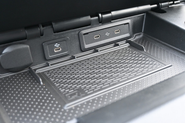 Mercedes-Benz Sprinter 317 CDI L2H2 Pro HD Navigatie, Winterpakket, Geveerde stoel, Etc. Mercedes-Benz Sprinter 317 CDI L2H2 Pro HD Navigatie, Winterpakket, Geveerde stoel, Etc.