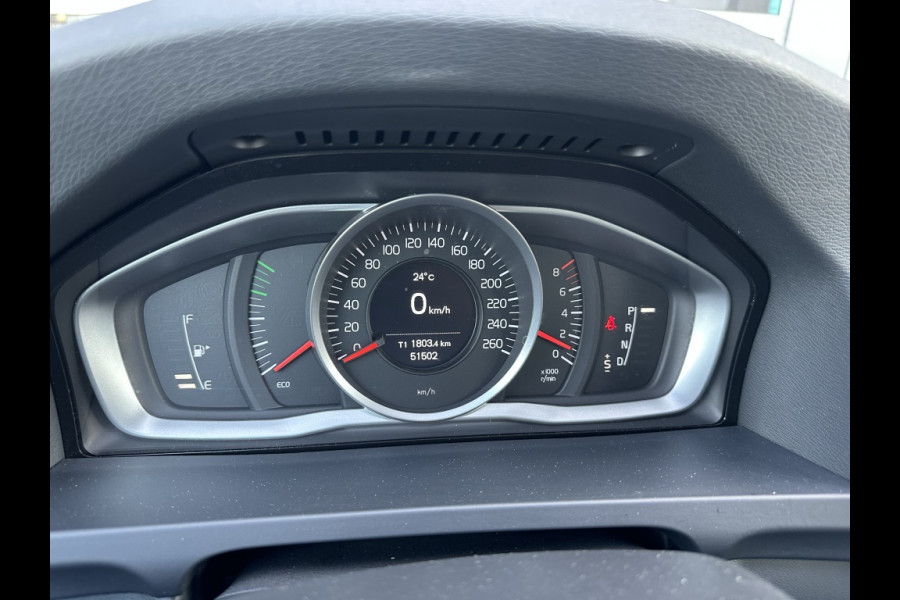 Volvo S60 Cross Country 2.0 T5 AWD Momentum