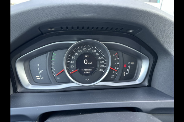 Volvo S60 Cross Country 2.0 T5 AWD Momentum