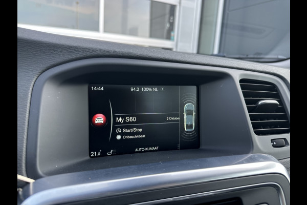 Volvo S60 Cross Country 2.0 T5 AWD Momentum