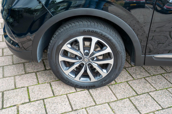 Renault Kadjar 1.3 TCe Black Edition Automaat | Prijs rijklaar incl. 12 mnd garantie | Trekhaak Navi Bose Blindspot Verw stoelen Renault Kadjar 1.3 TCe Black Edition Automaat | Prijs rijklaar incl. 12 mnd garantie | Trekhaak Navi Bose Blindspot Verw stoelen
