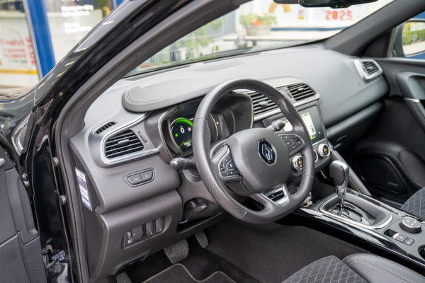 Renault Kadjar 1.3 TCe Black Edition Automaat | Prijs rijklaar incl. 12 mnd garantie | Trekhaak Navi Bose Blindspot Verw stoelen Renault Kadjar 1.3 TCe Black Edition Automaat | Prijs rijklaar incl. 12 mnd garantie | Trekhaak Navi Bose Blindspot Verw stoelen