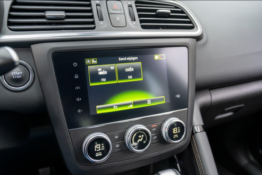 Renault Kadjar 1.3 TCe Black Edition Automaat | Prijs rijklaar incl. 12 mnd garantie | Trekhaak Navi Bose Blindspot Verw stoelen Renault Kadjar 1.3 TCe Black Edition Automaat | Prijs rijklaar incl. 12 mnd garantie | Trekhaak Navi Bose Blindspot Verw stoelen