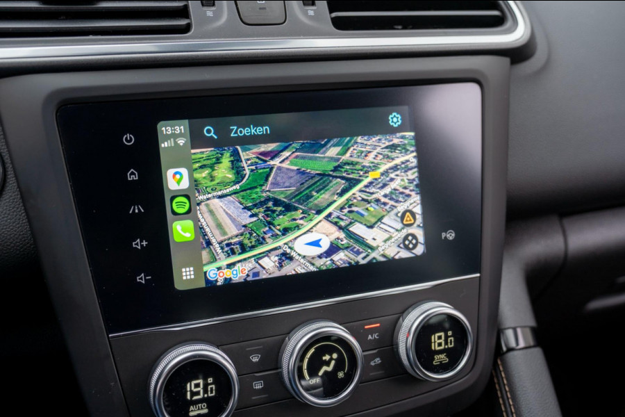 Renault Kadjar 1.3 TCe Black Edition Automaat | Prijs rijklaar incl. 12 mnd garantie | Trekhaak Navi Bose Blindspot Verw stoelen Renault Kadjar 1.3 TCe Black Edition Automaat | Prijs rijklaar incl. 12 mnd garantie | Trekhaak Navi Bose Blindspot Verw stoelen