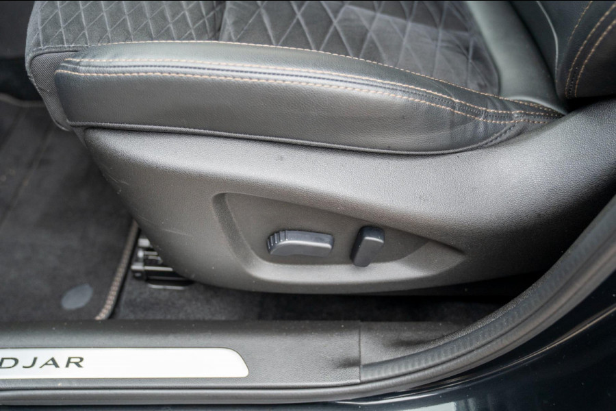 Renault Kadjar 1.3 TCe Black Edition Automaat | Prijs rijklaar incl. 12 mnd garantie | Trekhaak Navi Bose Blindspot Verw stoelen Renault Kadjar 1.3 TCe Black Edition Automaat | Prijs rijklaar incl. 12 mnd garantie | Trekhaak Navi Bose Blindspot Verw stoelen