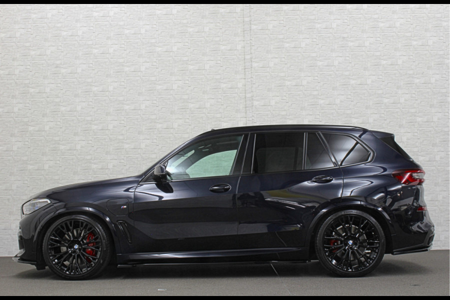 BMW X5 xDrive45e M-Sport | Panorama | 360 Camera | 96% SOH | ACC | Leder Indiv. | Laser-LED | Harman-Kardon | Rij-Assistent Pro | Memory | Head-Up | Trekhaak | 4-Zone Clima | Beker Koeling & Verwarming | Stuurverwarming | Comfortstoelen | Keyless-Entry | M-Gordels | Sfeerverlichting | Carplay |