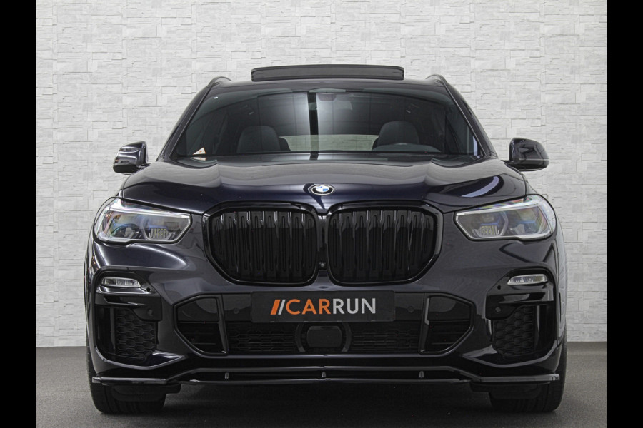 BMW X5 xDrive45e M-Sport | Panorama | 360 Camera | 96% SOH | ACC | Leder Indiv. | Laser-LED | Harman-Kardon | Rij-Assistent Pro | Memory | Head-Up | Trekhaak | 4-Zone Clima | Beker Koeling & Verwarming | Stuurverwarming | Comfortstoelen | Keyless-Entry | M-Gordels | Sfeerverlichting | Carplay |
