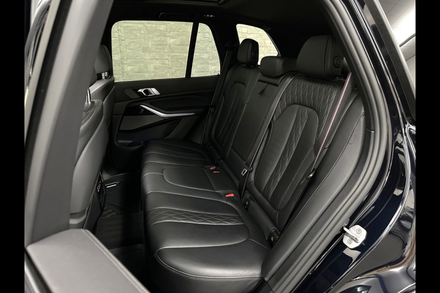 BMW X5 xDrive45e M-Sport | Panorama | 360 Camera | 96% SOH | ACC | Leder Indiv. | Laser-LED | Harman-Kardon | Rij-Assistent Pro | Memory | Head-Up | Trekhaak | 4-Zone Clima | Beker Koeling & Verwarming | Stuurverwarming | Comfortstoelen | Keyless-Entry | M-Gordels | Sfeerverlichting | Carplay |