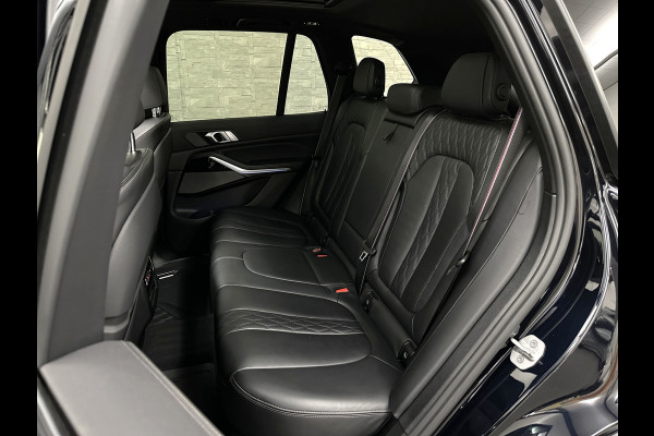 BMW X5 xDrive45e M-Sport | Panorama | 360 Camera | 96% SOH | ACC | Leder Indiv. | Laser-LED | Harman-Kardon | Rij-Assistent Pro | Memory | Head-Up | Trekhaak | 4-Zone Clima | Beker Koeling & Verwarming | Stuurverwarming | Comfortstoelen | Keyless-Entry | M-Gordels | Sfeerverlichting | Carplay |