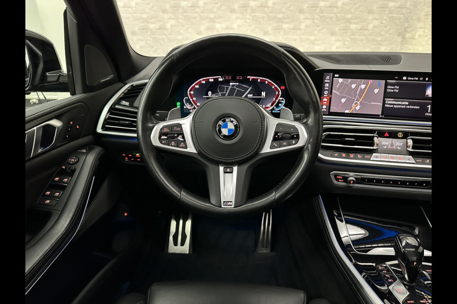 BMW X5 xDrive45e M-Sport | Panorama | 360 Camera | 96% SOH | ACC | Leder Indiv. | Laser-LED | Harman-Kardon | Rij-Assistent Pro | Memory | Head-Up | Trekhaak | 4-Zone Clima | Beker Koeling & Verwarming | Stuurverwarming | Comfortstoelen | Keyless-Entry | M-Gordels | Sfeerverlichting | Carplay |