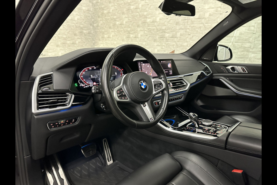 BMW X5 xDrive45e M-Sport | Panorama | 360 Camera | 96% SOH | ACC | Leder Indiv. | Laser-LED | Harman-Kardon | Rij-Assistent Pro | Memory | Head-Up | Trekhaak | 4-Zone Clima | Beker Koeling & Verwarming | Stuurverwarming | Comfortstoelen | Keyless-Entry | M-Gordels | Sfeerverlichting | Carplay |