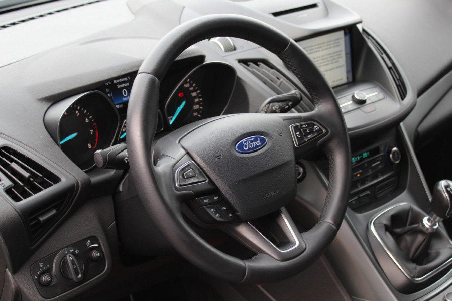 Ford Kuga 1.5 120 pk EcoBoost Trend Ultimate 1800kg Trekgewicht, Trekhaak, Lm velgen, Navigatie