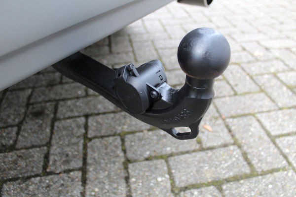 Ford Kuga 1.5 120 pk EcoBoost Trend Ultimate 1800kg Trekgewicht, Trekhaak, Lm velgen, Navigatie