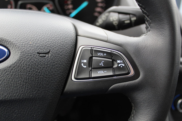 Ford Kuga 1.5 120 pk EcoBoost Trend Ultimate 1800kg Trekgewicht, Trekhaak, Lm velgen, Navigatie