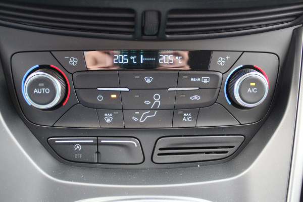 Ford Kuga 1.5 120 pk EcoBoost Trend Ultimate 1800kg Trekgewicht, Trekhaak, Lm velgen, Navigatie