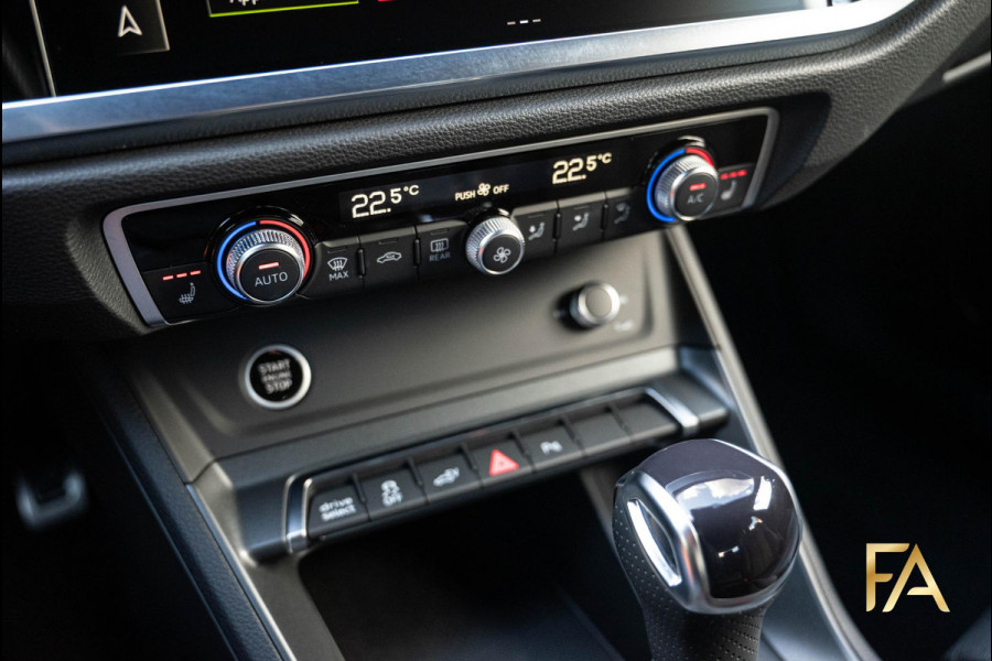 Audi Q3 Sportback 45 TFSI e S Line Edition One 20Inch|Leder|MatrixLED|Ambianceverlichting|Fullblack