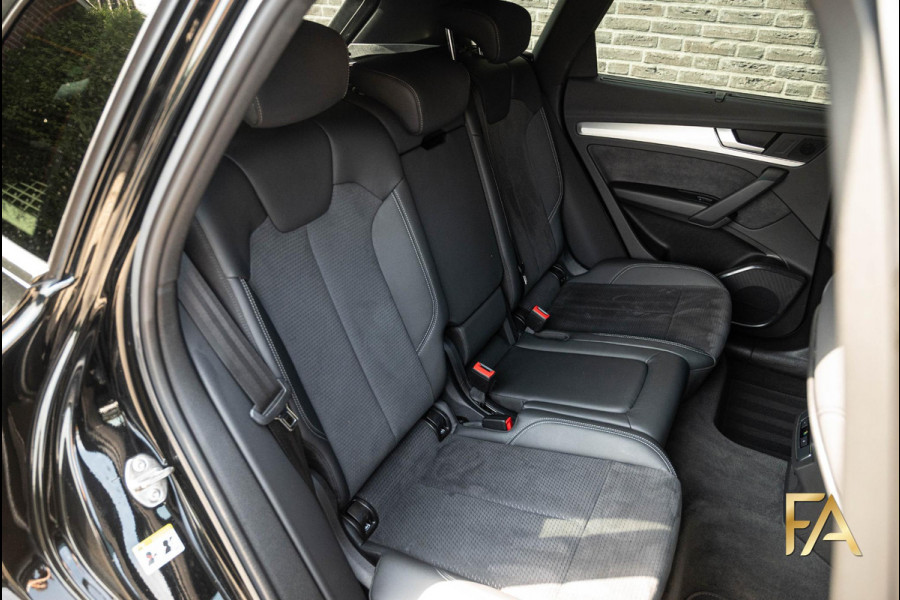 Audi Q5 50 TFSI e S Line 20Inch|LED|Trekhaak|Alcantara