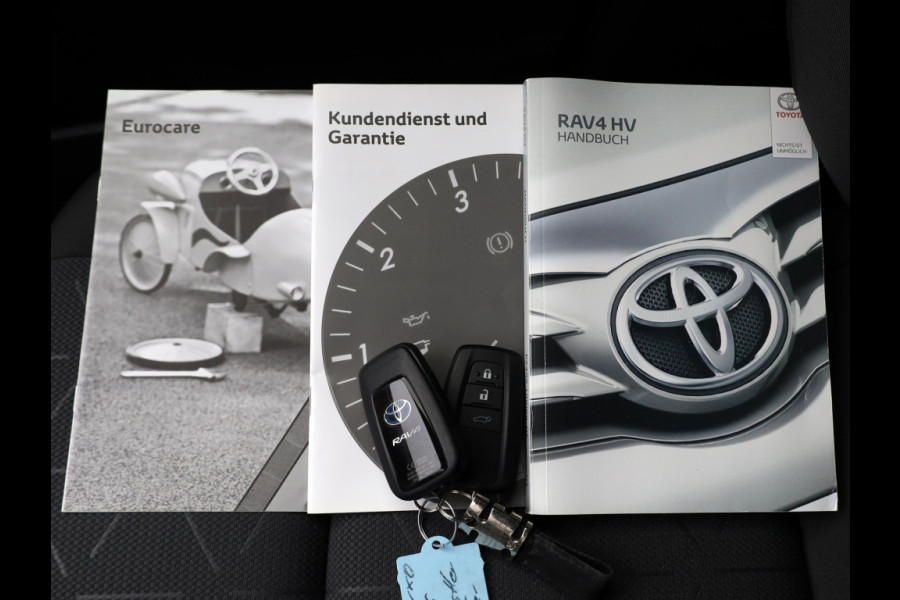 Toyota RAV4 2.5 Hybrid AWD Dynamic | Dodehoek | Digitale binnenspiegel