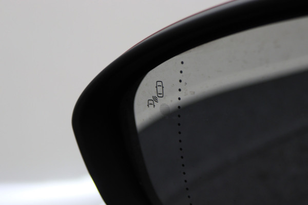 Renault MEGANE Estate 1.0 TCe Intens Camera, Head-Up, Apple Carplay, Keyless, Climate, DAB