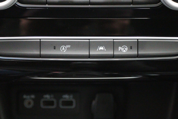 Renault MEGANE Estate 1.0 TCe Intens Camera, Head-Up, Apple Carplay, Keyless, Climate, DAB