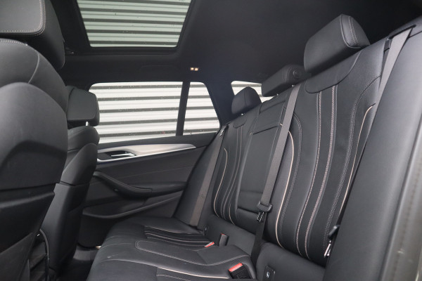 BMW 5 Serie Touring 530i High Executive M-Sport 20inch / Bernina Grau / Pano / Camera / Laser BMW 5 Serie Touring 530i High Executive M-Sport 20inch / Bernina Grau / Pano / Camera / Laser