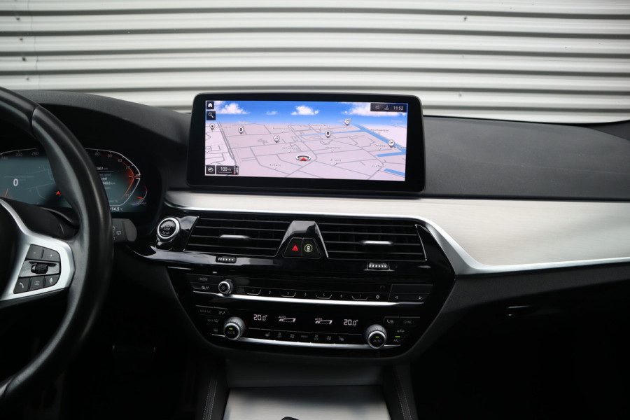 BMW 5 Serie Touring 530i High Executive M-Sport 20inch / Bernina Grau / Pano / Camera / Laser BMW 5 Serie Touring 530i High Executive M-Sport 20inch / Bernina Grau / Pano / Camera / Laser