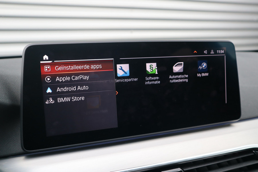 BMW 5 Serie Touring 530i High Executive M-Sport 20inch / Bernina Grau / Pano / Camera / Laser BMW 5 Serie Touring 530i High Executive M-Sport 20inch / Bernina Grau / Pano / Camera / Laser