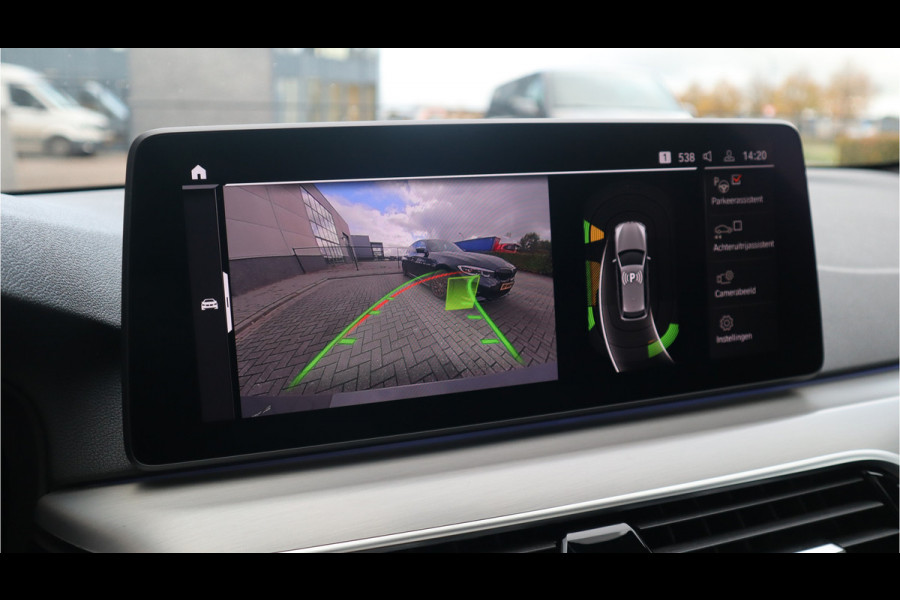 BMW 5 Serie Touring 530i High Executive M-Sport 20inch / Bernina Grau / Pano / Camera / Laser BMW 5 Serie Touring 530i High Executive M-Sport 20inch / Bernina Grau / Pano / Camera / Laser