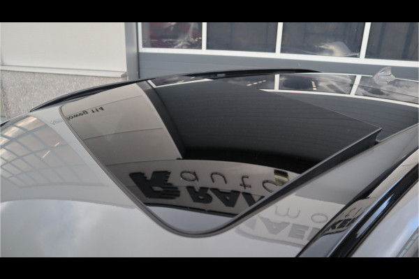 BMW 5 Serie Touring 530i High Executive M-Sport 20inch / Bernina Grau / Pano / Camera / Laser BMW 5 Serie Touring 530i High Executive M-Sport 20inch / Bernina Grau / Pano / Camera / Laser