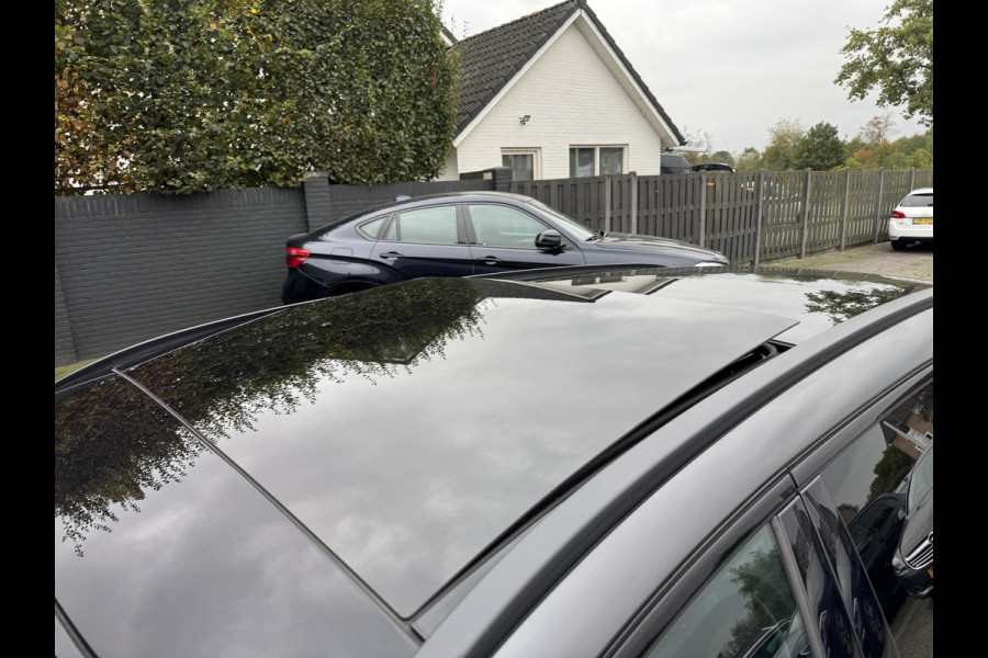 Mercedes-Benz C-Klasse Estate 300 e AMG Line | Panoramadak | Camera | Sfeerverlichting | Adaptive Cruise Control | Lane Assist |